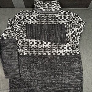 Style & Co Medium Black and White Patterned Woman's Sweater